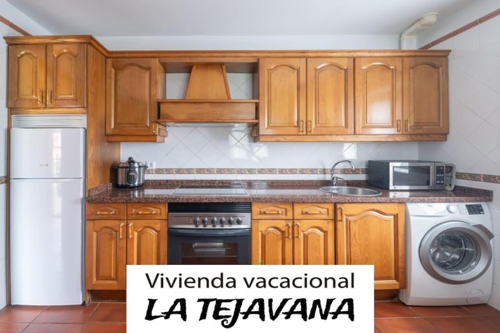 Vivienda Vacacional La Tejavana Llames de Pría Eksteriør billede